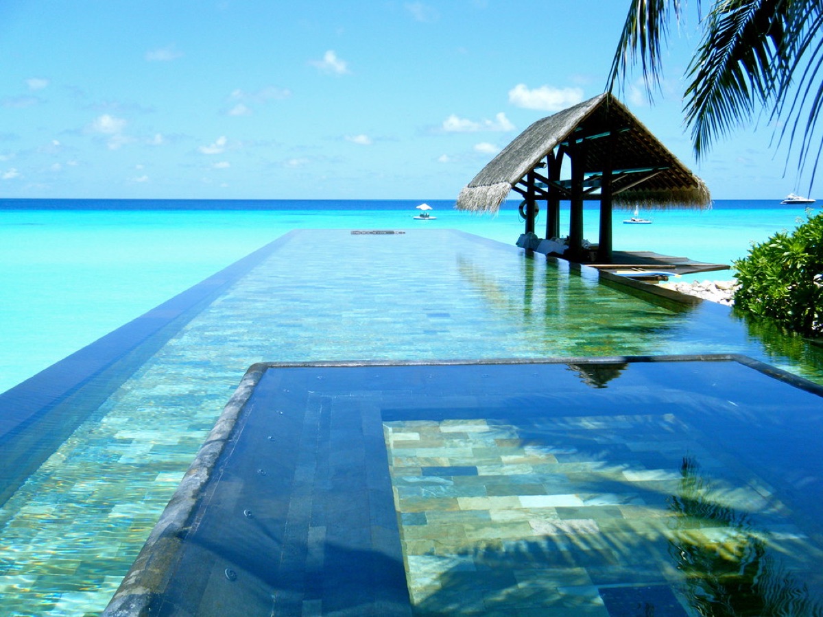 luxe resort villa