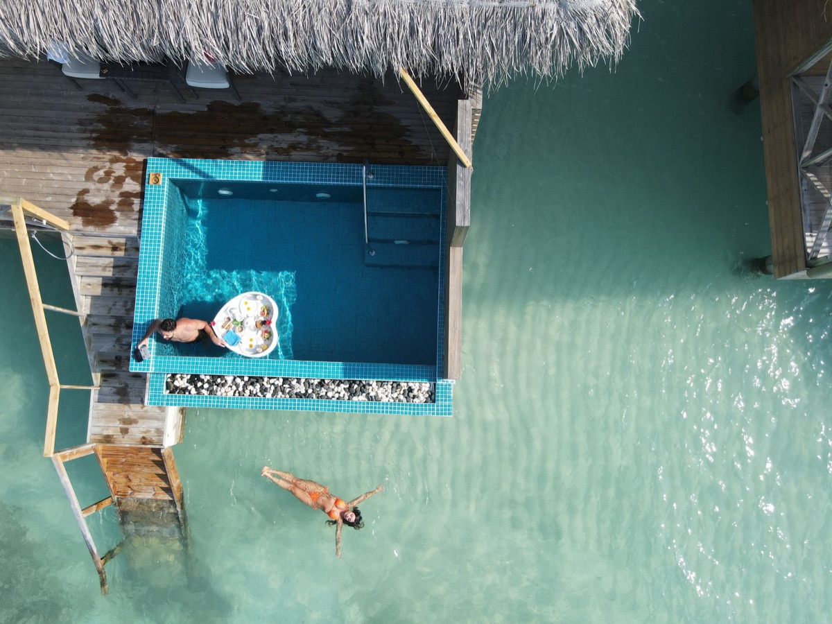 tahiti resort met privaat pool
