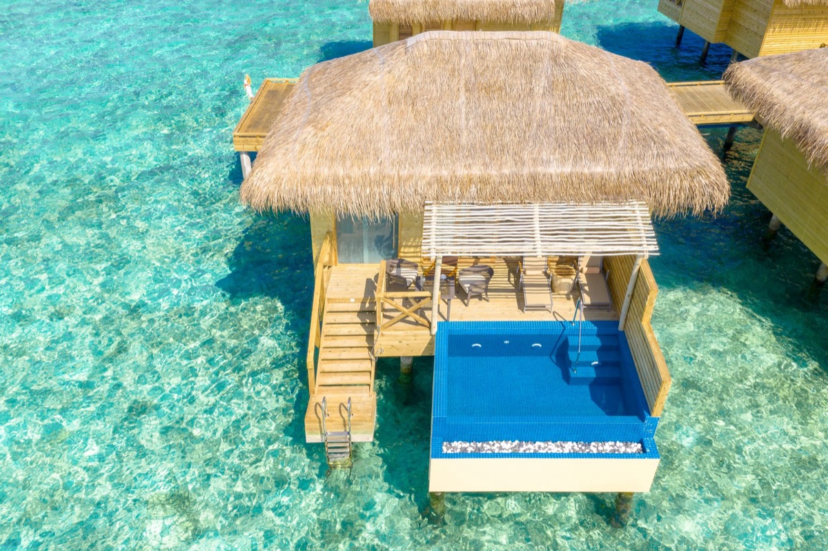villa all'infinito con piscina privata