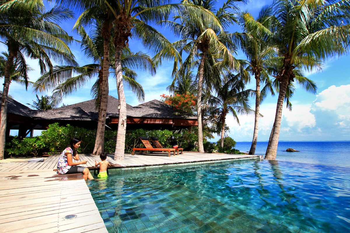 Luxury resort villa with private infinity pool overlooking ocean